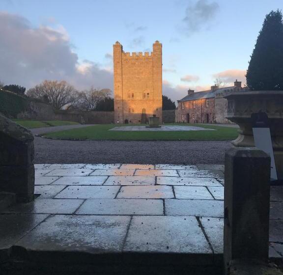 침실 2개 아파트, Appleby Castle