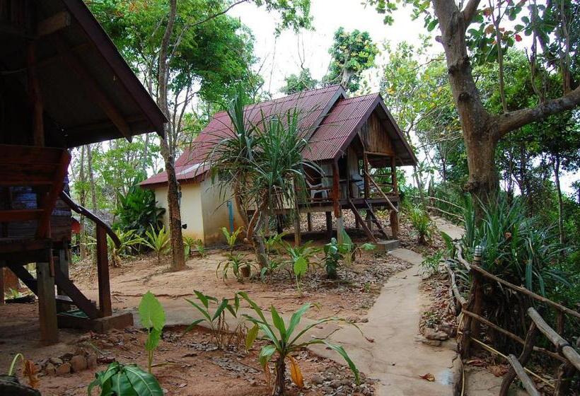 بانگلوی استاندارد, Jungle Hill Beach Bungalow