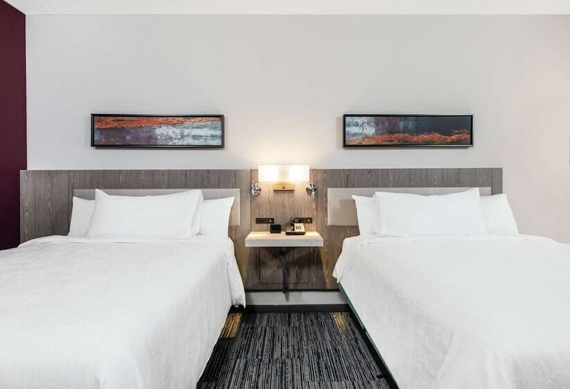Номер Премиум, Hilton Garden Inn Pittsburgh Area Beaver Valley, Pa