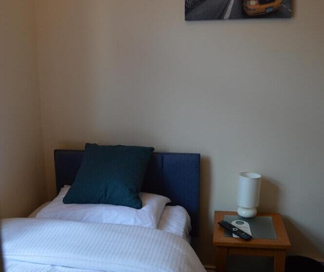 اتاق استاندارد یک نفره, Central Cove Guesthouse