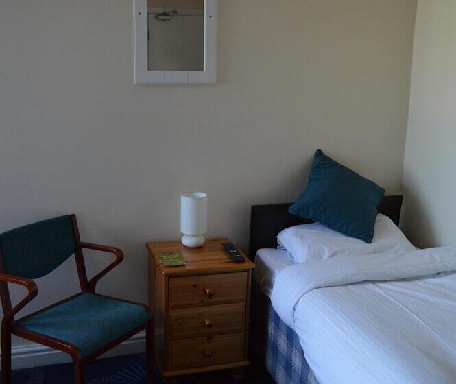 اتاق استاندارد, Central Cove Guesthouse