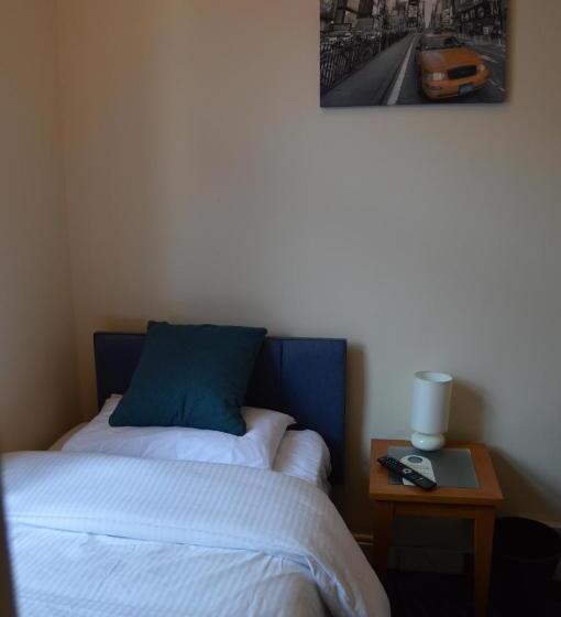 اتاق استاندارد یک نفره, Central Cove Guesthouse