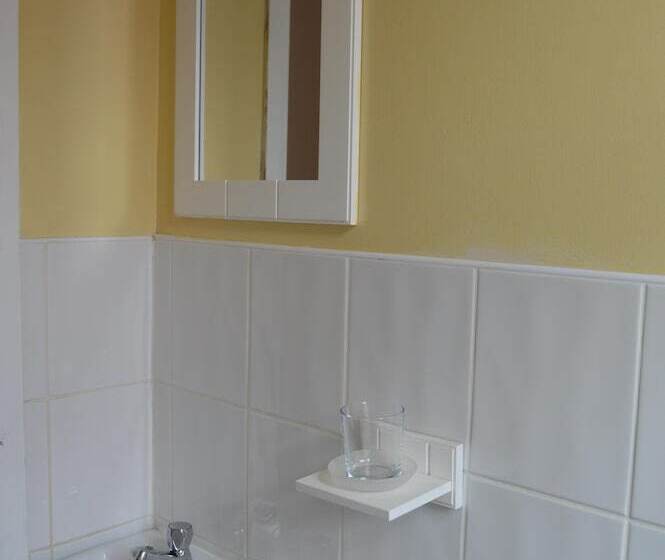 اتاق استاندارد یک نفره, Central Cove Guesthouse