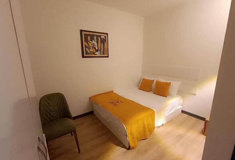 اتاق اکونومی, Comfy Otel Antalya Lara