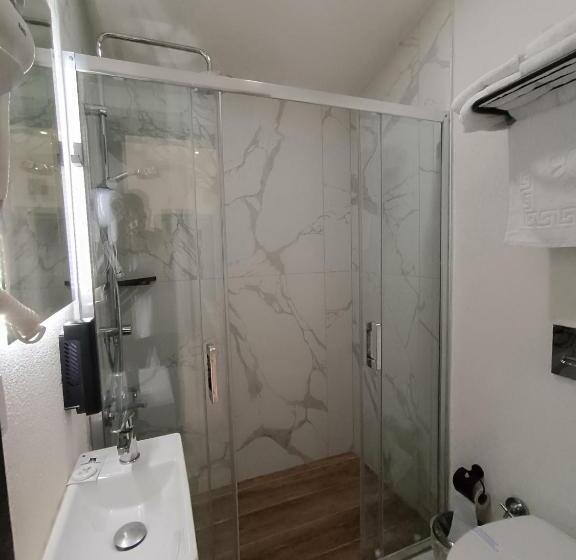 اتاق خانوادگی, Comfy Otel Antalya Lara