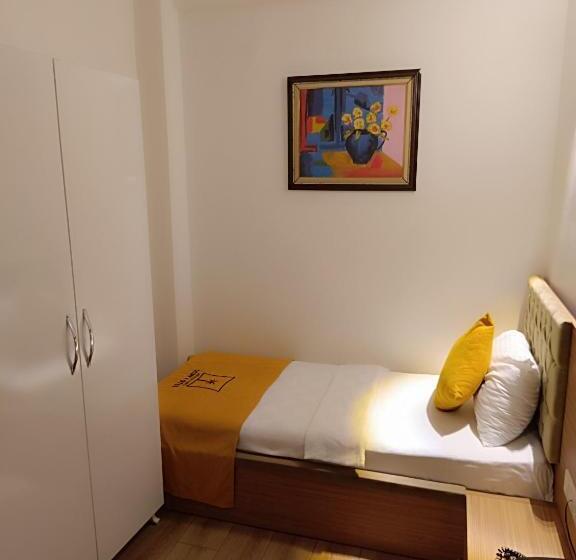 اتاق اکونومی یک تخته, Comfy Otel Antalya Lara