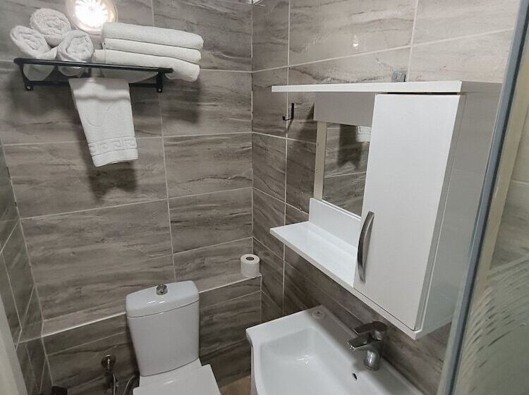 اتاق خانوادگی, Comfy Otel Antalya Lara