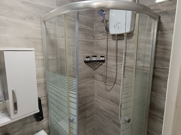 اتاق خانوادگی, Comfy Otel Antalya Lara