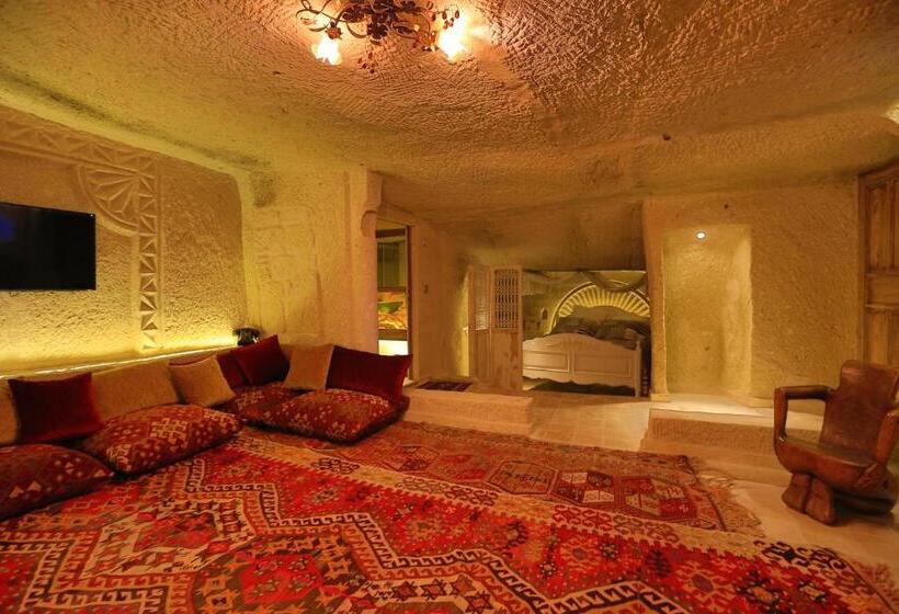 اتاق استاندارد سه نفره, Iris Cave Cappadocia