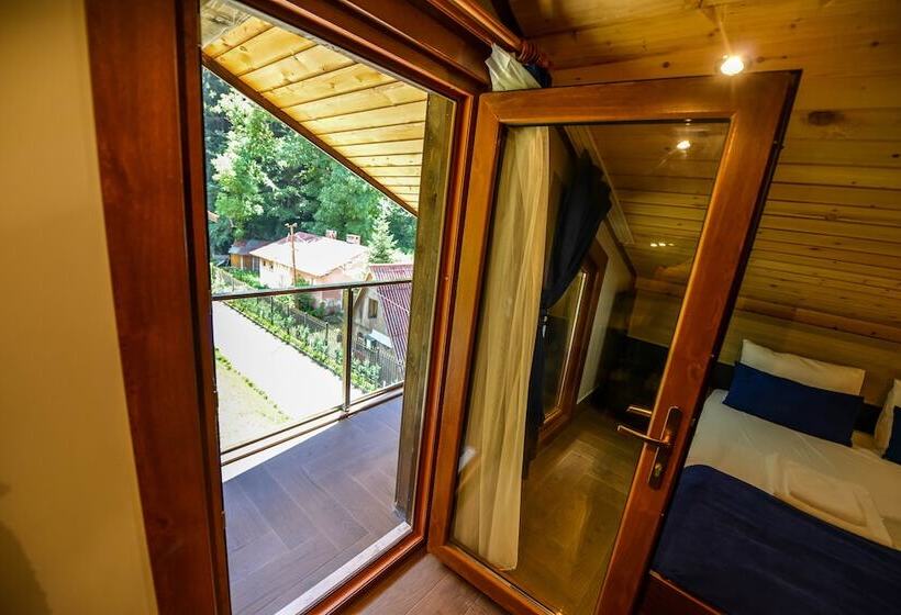 , Kibar Suite