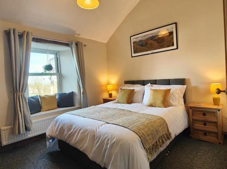 اتاق لوکس با تخت بزرگ, The Herdwick Inn