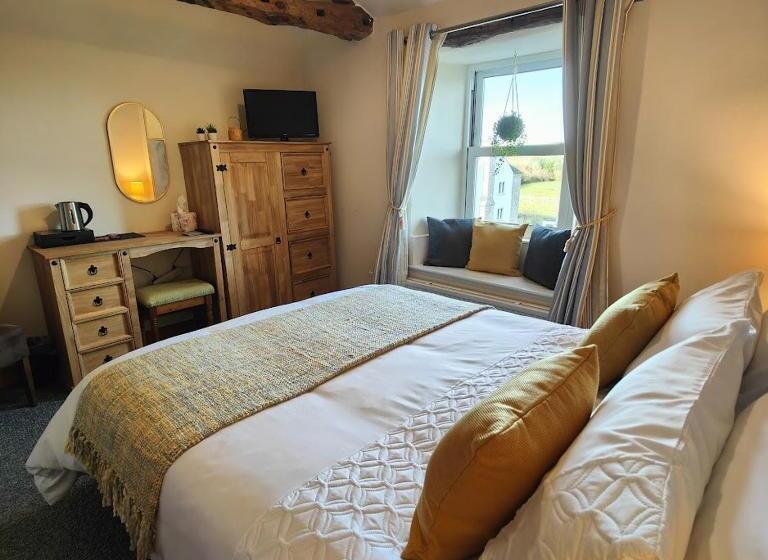 اتاق لوکس با تخت بزرگ, The Herdwick Inn