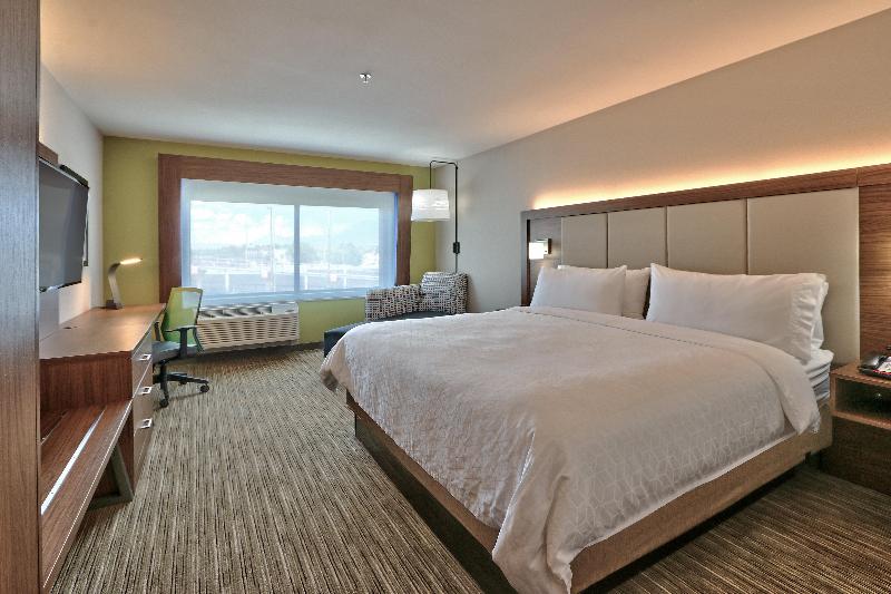 适合残疾人使用的标准间, Holiday Inn Express & Suites - Albuquerque East, An Ihg
