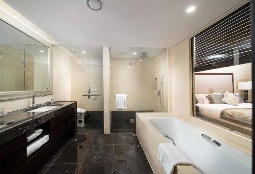 سوئیت سلطنتی 2 خوابه, Jeju Sun Hotel & Casino