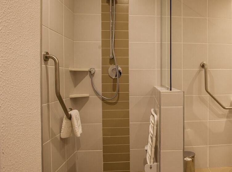 اتاق استاندارد برای معلولان, Town Lodge Mbombela