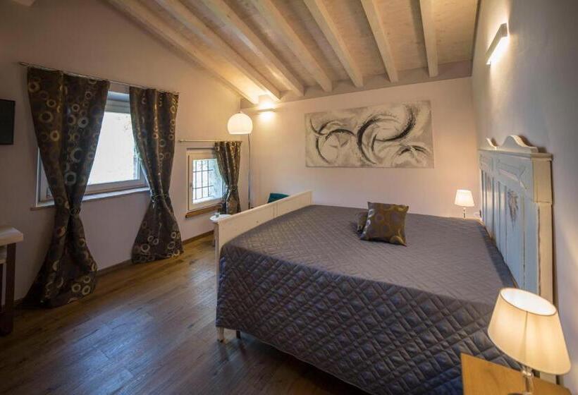 Номер Стандарт Вид на Горы, Agriturismo Casarai