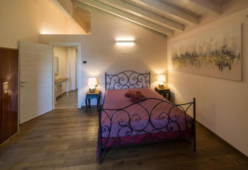 Номер Стандарт Вид на Сад, Agriturismo Casarai