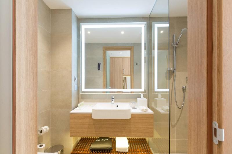 اتاق استاندارد با تخت بزرگ, Courtyard By Marriott Banja Luka