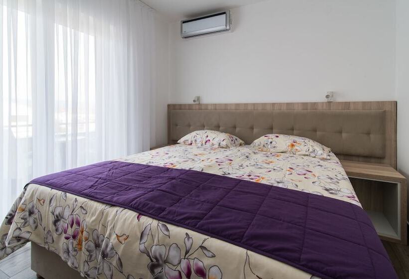 اتاق استاندارد, Apartments & Rooms Lavanda