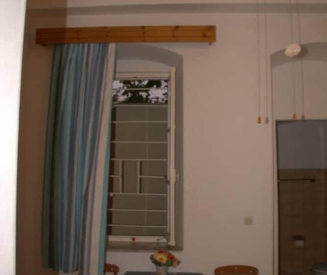 غرفة قياسية, Medieval Rose Guest House