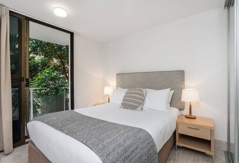２ベッドルームのスーペリアアパートメント, Bayview Beachfront Apartments, In Town Right On The Beach