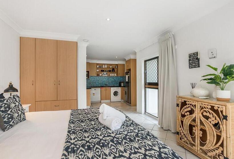 １ベッドルームアパートメント, Bayview Beachfront Apartments, In Town Right On The Beach