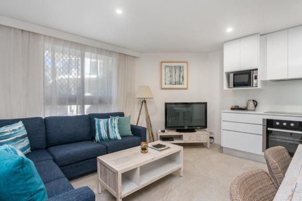 ２ベッドルームのスーペリアアパートメント, Bayview Beachfront Apartments, In Town Right On The Beach