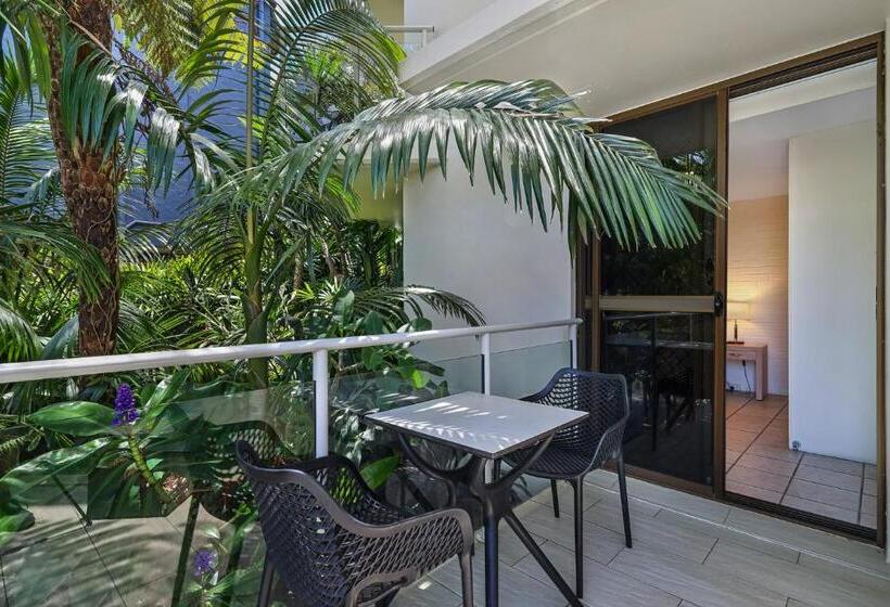 １ベッドルームエコノミーアパートメント, Bayview Beachfront Apartments, In Town Right On The Beach