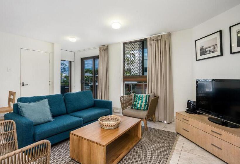 ２ベッドルームのスーペリアアパートメント, Bayview Beachfront Apartments, In Town Right On The Beach