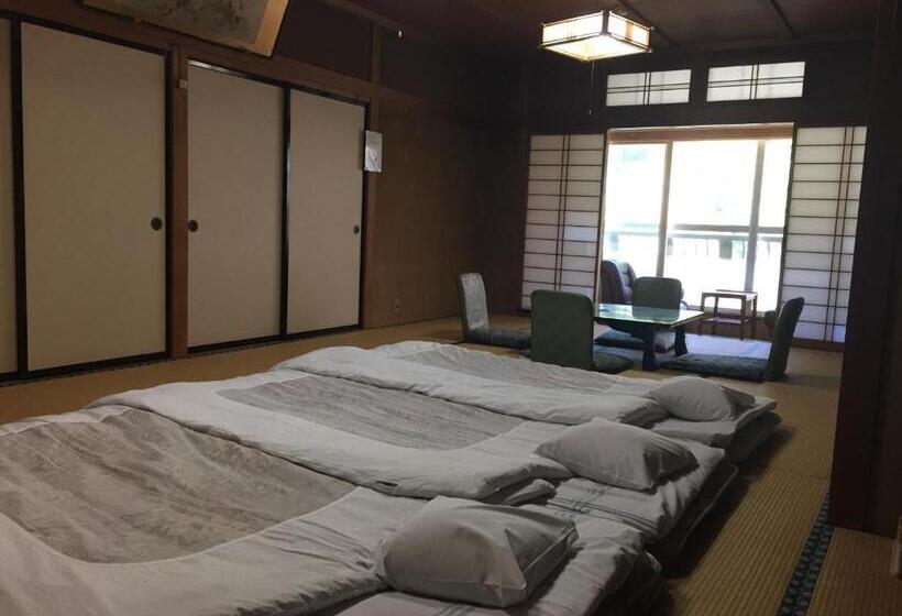 Семейный Номер, Daymaruya Ryokan