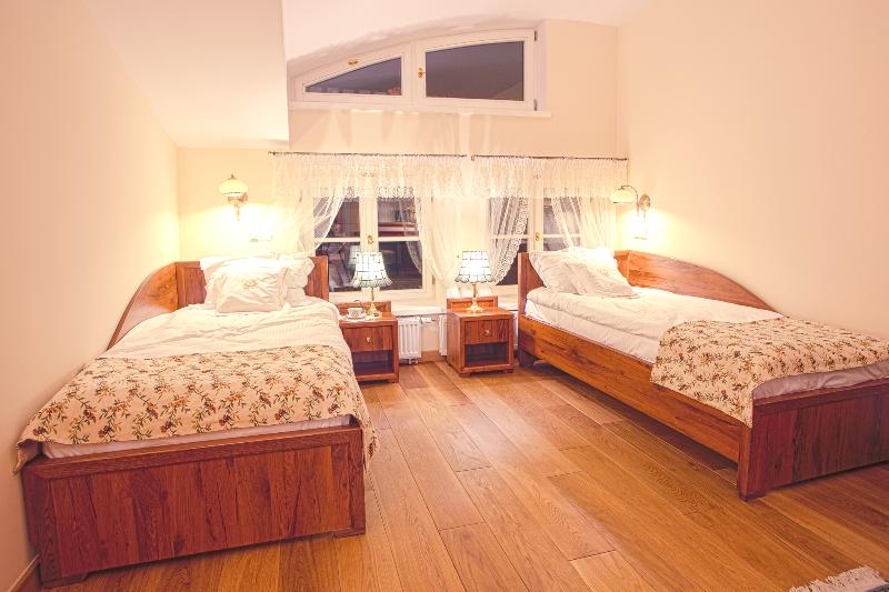 اتاق استاندارد سه نفره, Aparthotel Grodzka 21