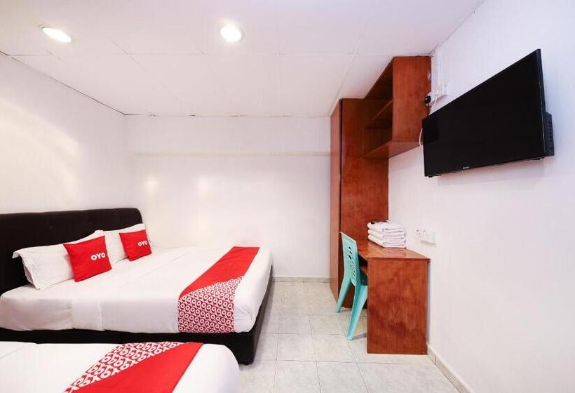 سوییت سوپریور, Azimaju Guesthouse