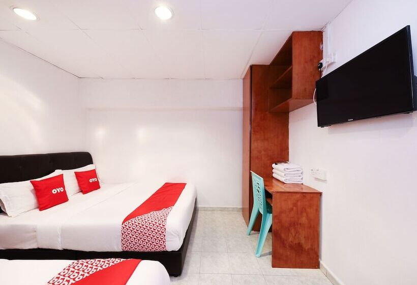 سوییت سوپریور, Azimaju Guesthouse