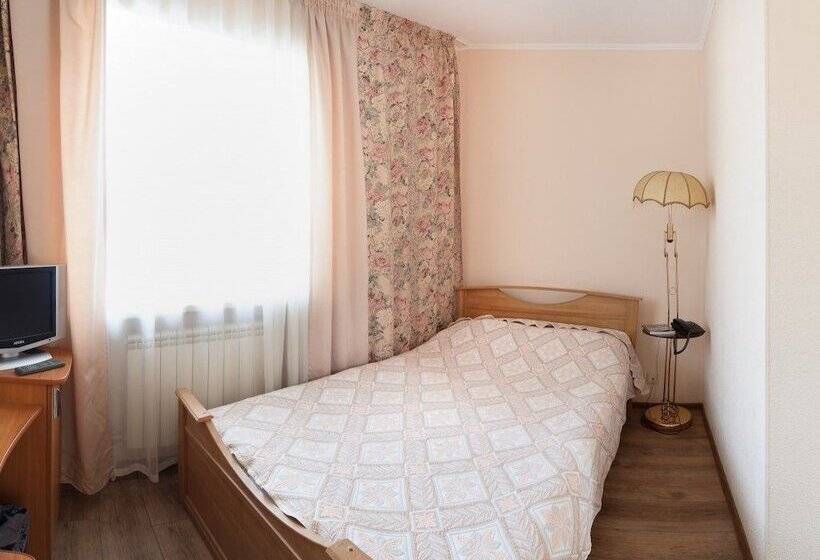 Номер Стандарт Индивидуальный, Family