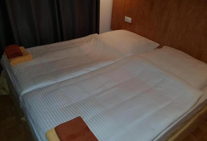 Номер Стандарт, Krone Ug