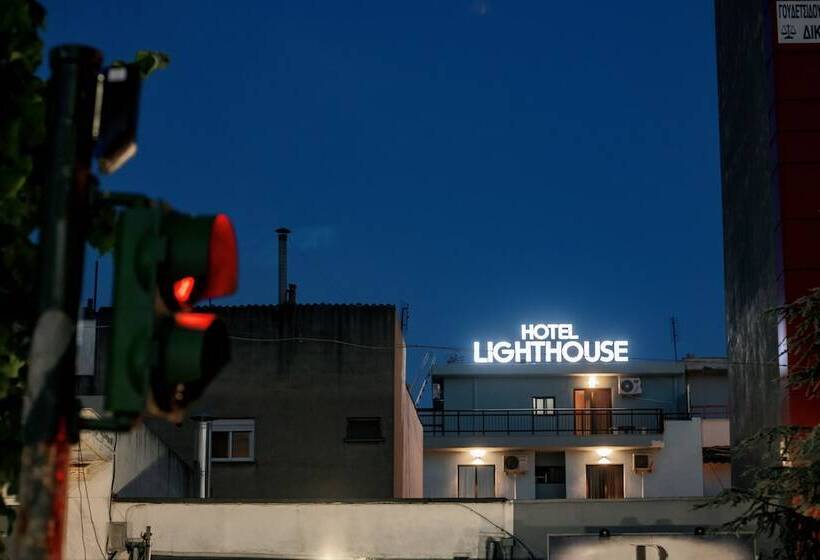 高级三人间, Lighthouse