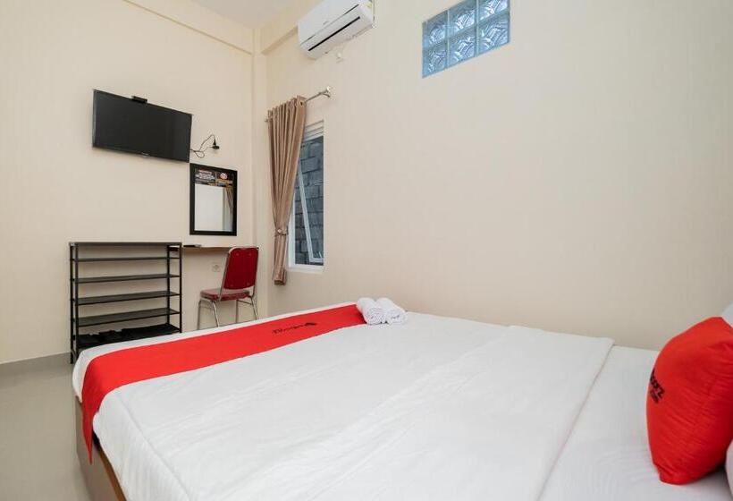 Номер Стандарт, Reddoorz Syariah Near Batu Night Spectacular