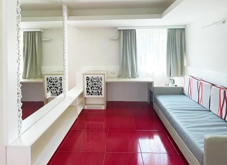 Люкс Кровать Кинг, Suite Hotel L Oasi Di Riaci