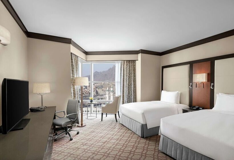 Номер Deluxe, Doubletree By Hilton Jabal Omar Makkah