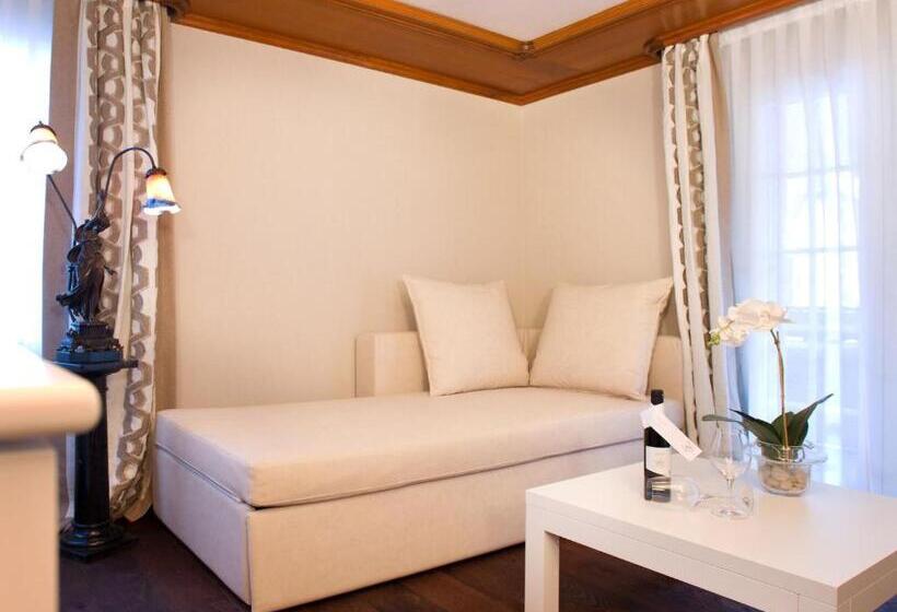 Полулюкс, Boutique Hotel Albana Real   Restaurants & Spa