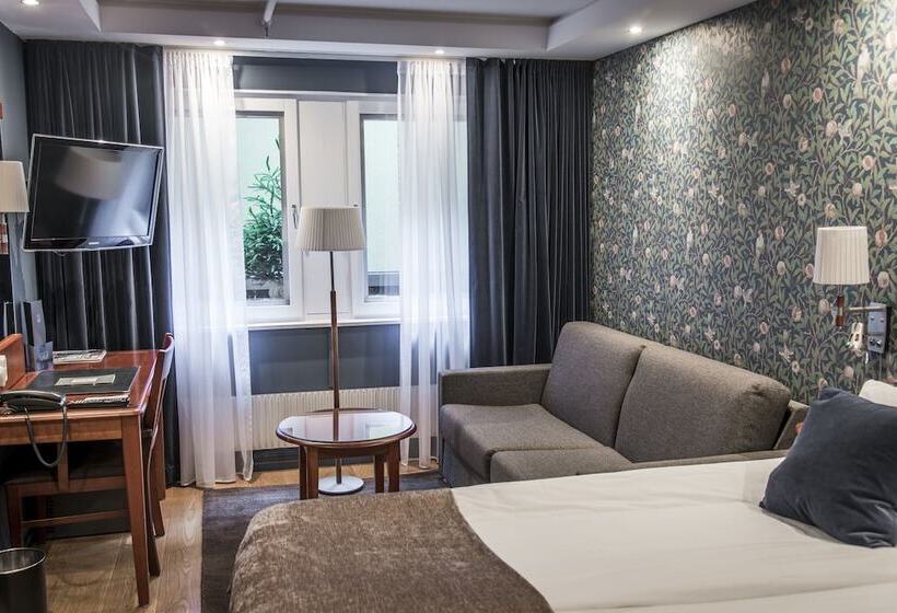 Классический Номер, Varbergs Stadshotell & Asia Spa