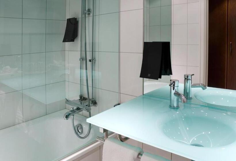 Классический Номер, Varbergs Stadshotell & Asia Spa