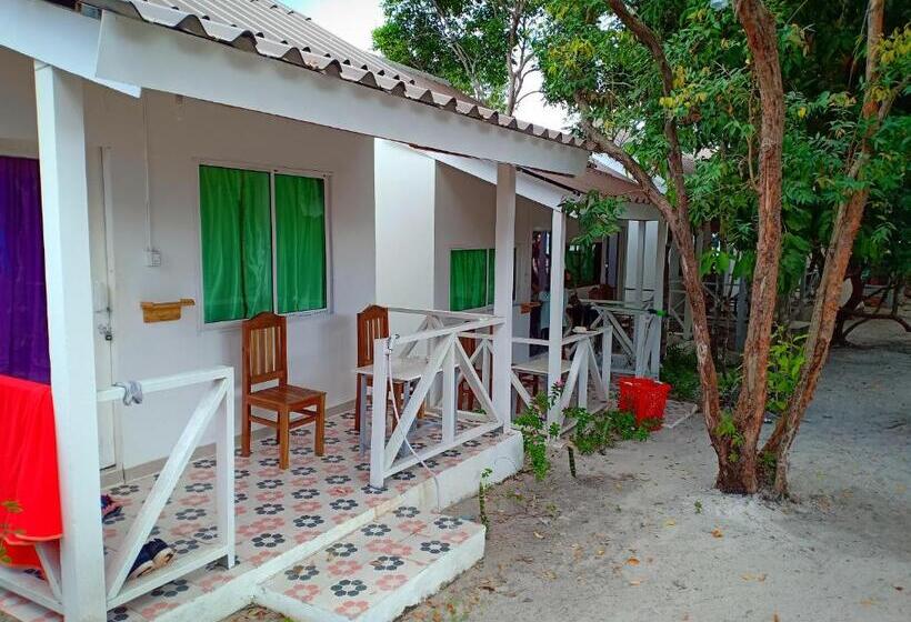 اتاق لوکس, Sweet Time Bungalows
