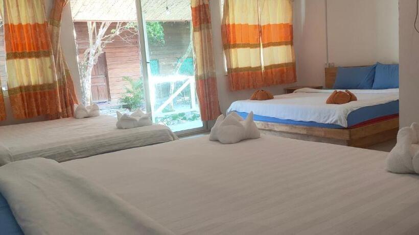اتاق خانوادگی, Sweet Time Bungalows
