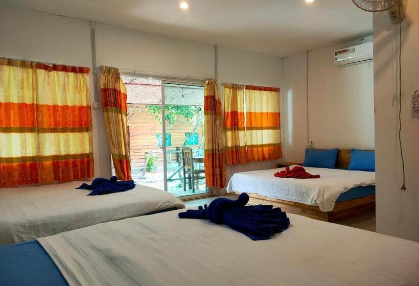 اتاق خانوادگی, Sweet Time Bungalows