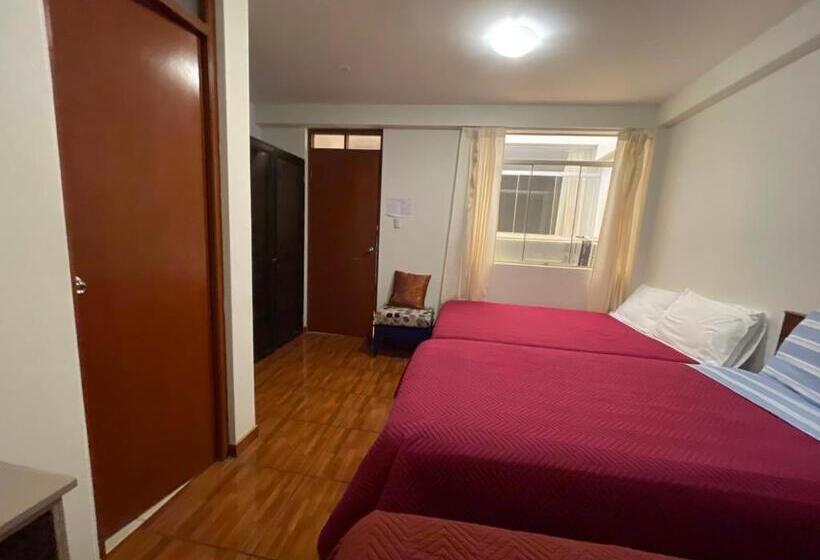اتاق سوپریور خانوادگی, Hostal Sotillo