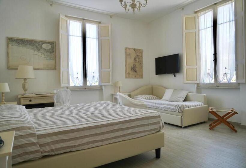 اتاق استاندارد سه نفره, La Primula