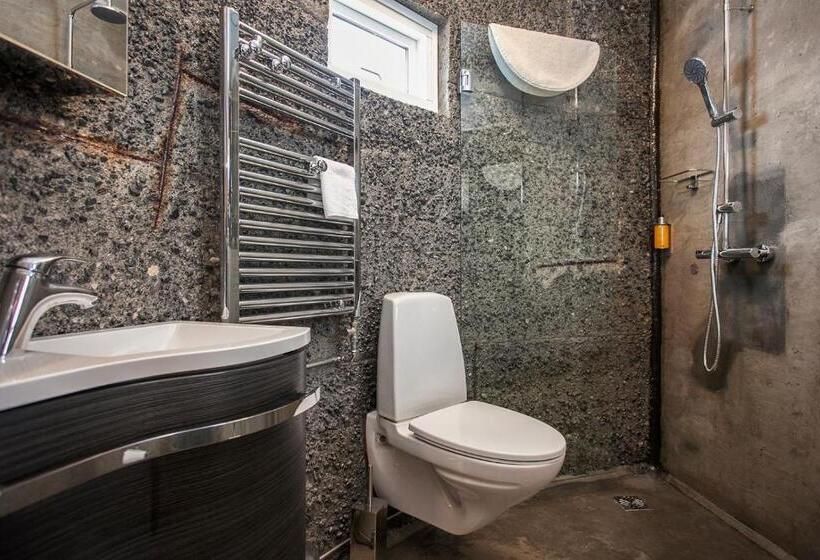 اتاق استاندارد, Klettar Tower Iceland