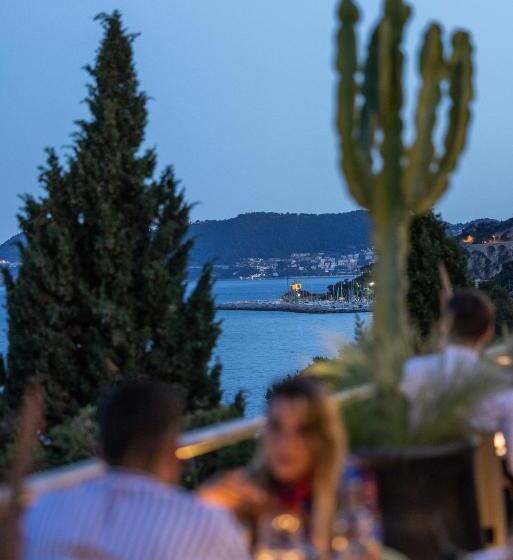 Студио Стандарт Вид на Море с Балконом, Baba Residences