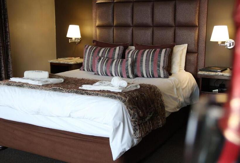 اتاق سوپریور, Kosmos Lodge